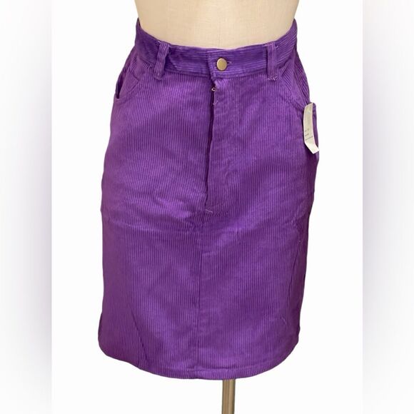 NWT Stylish Purple Corduroy Skirt by Paco Eligio - Picture 1 of 4
